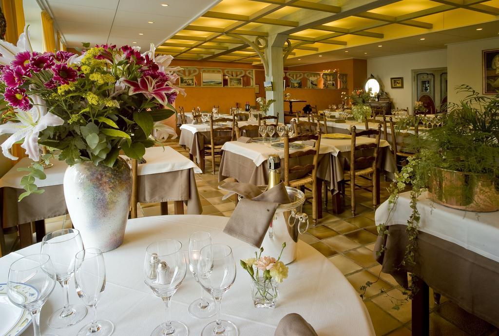 Logis Hotel Restaurant Le Mont Aigoual Meyrueis Exterior foto