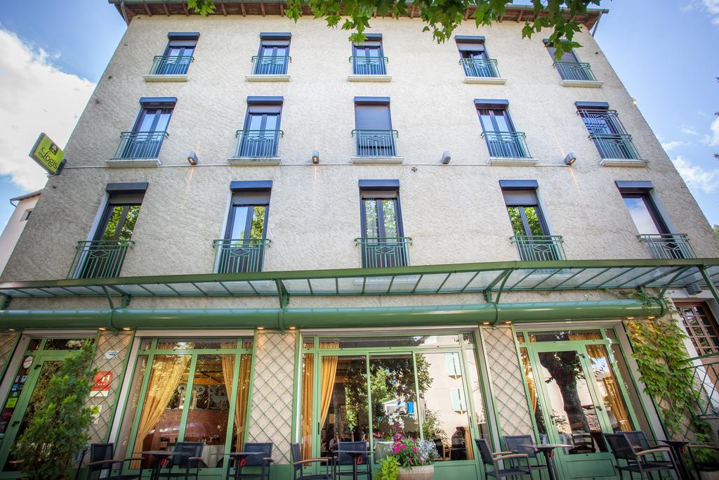 Logis Hotel Restaurant Le Mont Aigoual Meyrueis Exterior foto